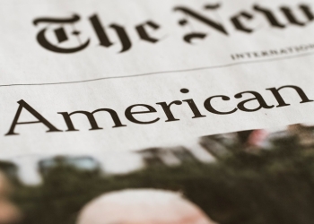 “The globally spreading recession is a clear and dangerous threat”, leading economics warn. 