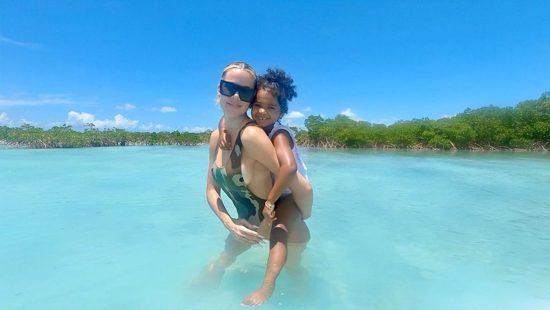 Khloe Kardashian enjoying with her daughter True