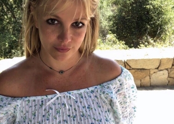 Britney Spears wearing a white top