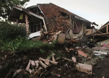 A 5.6 magnitude earthquake caused over 200 casualties in Indonesia